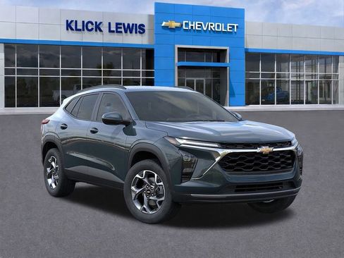 New 2026 Chevrolet Trax LT image 7