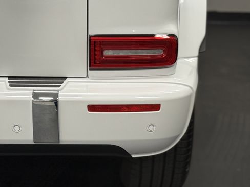 Used 2024 Mercedes-Benz G 550 image 13