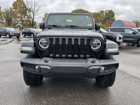 Used 2020 Jeep Wrangler Unlimited Sahara image 9