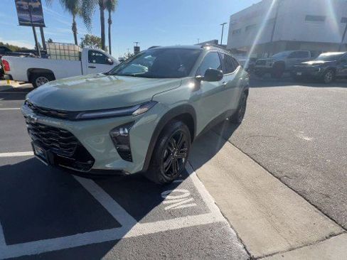 Used 2025 Chevrolet Trax ACTIV w/ Driver Confidence Package image 4