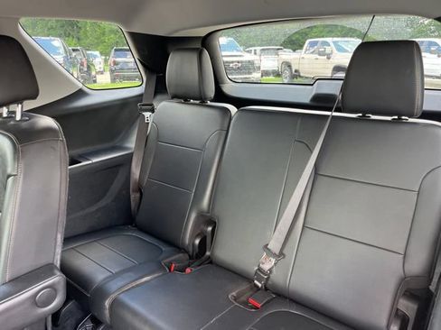 Used 2020 Chevrolet Traverse LT FWD image 29