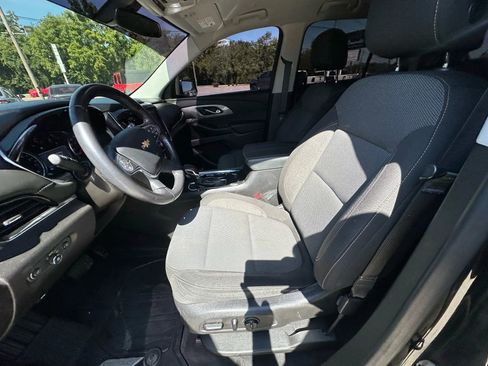 Used 2021 Chevrolet Traverse LT w/ LPO, Floor Liner Package image 20