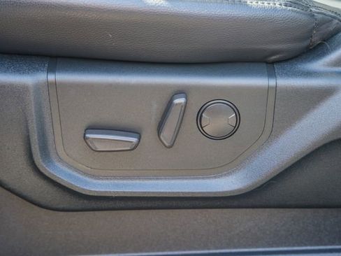 Used 2020 Ford Expedition XLT w/ Black Accent Package AWD/4WD image 47