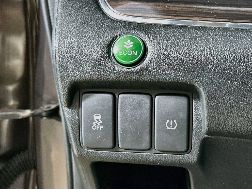 Used 2016 Honda CR-V EX-L image 12