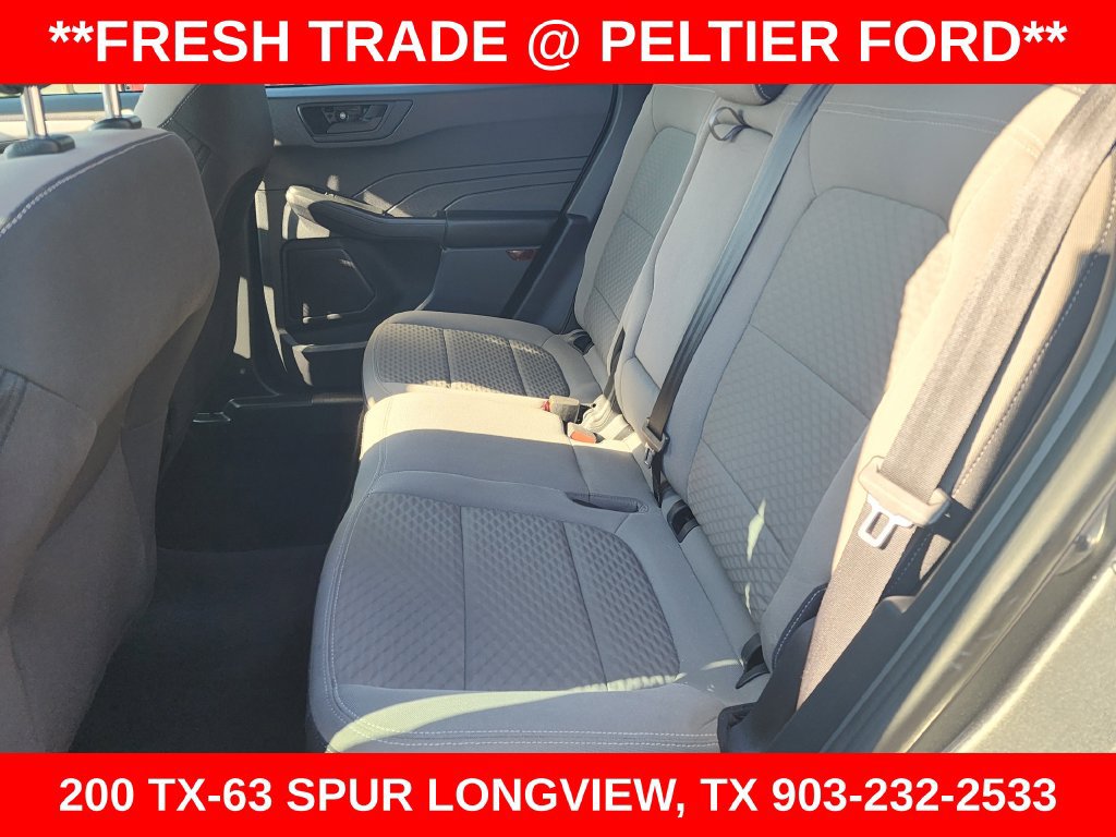 Used 2022 Ford Escape SE w/ Convenience Package FWD image 9