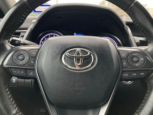 Used 2023 Toyota Camry SE w/ Convenience Package image 14