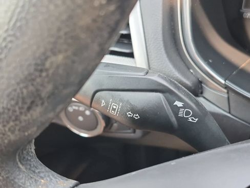 Used 2020 Ford Fusion SE FWD image 26