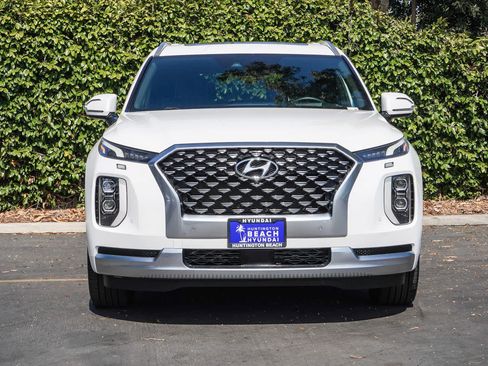 Used 2021 Hyundai Palisade Calligraphy w/ Winter Package FWD image 2