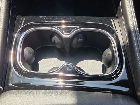 New 2026 Chrysler Pacifica Limited w/ S Appearance Package FWD image 19