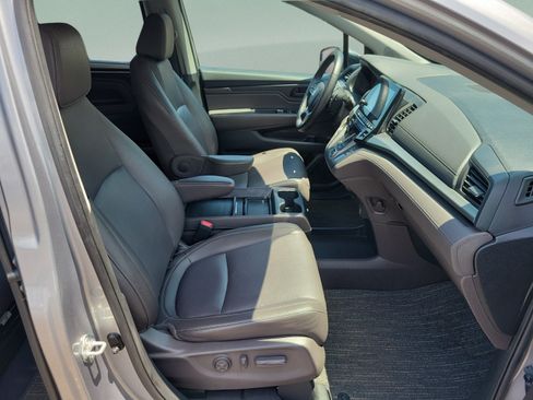 Used 2022 Honda Odyssey EX-L image 18