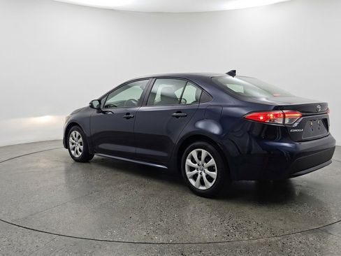 Used 2025 Toyota Corolla LE FWD image 6