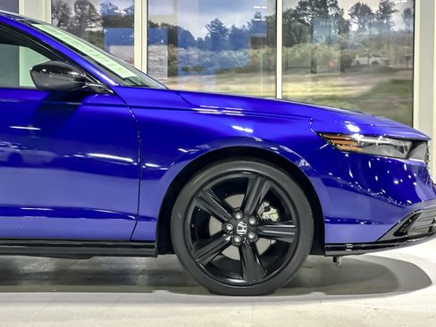 Used 2024 Honda Accord Sport image 33