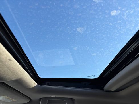 Used 2025 Honda CR-V EX image 21