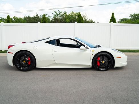 Used 2012 Ferrari 458 Italia Coupe RWD image 2