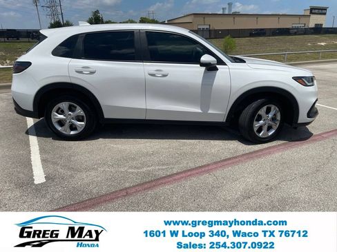 Used 2025 Honda HR-V LX image 2
