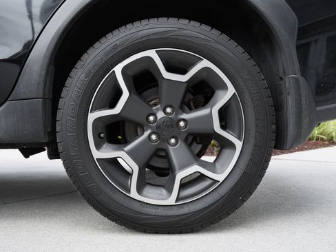 Used 2014 Subaru Crosstrek 2.0i Premium AWD/4WD image 12