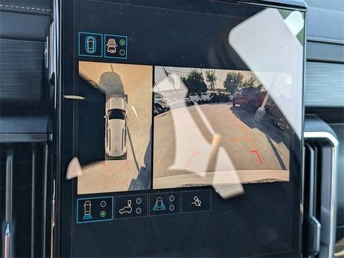 New 2026 GMC Acadia Elevation image 12