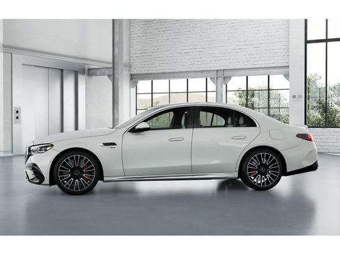 New 2026 Mercedes-Benz E 53 AMG e 4MATIC Sedan image 35