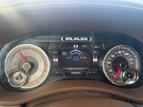 Used 2022 RAM 2500 Limited AWD/4WD image 10
