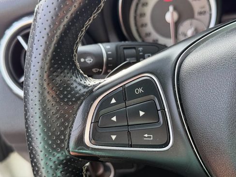 Used 2017 Mercedes-Benz GLA 250 image 22