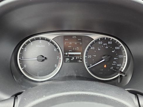 New 2025 Nissan Kicks Play S image 14