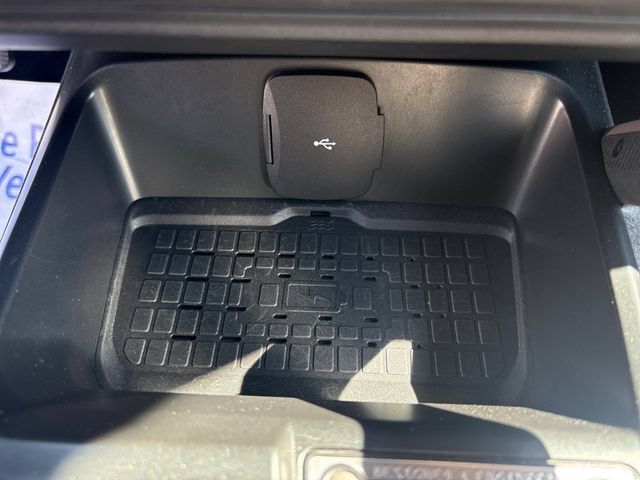 Used 2024 Ford Bronco Outer Banks AWD/4WD image 32