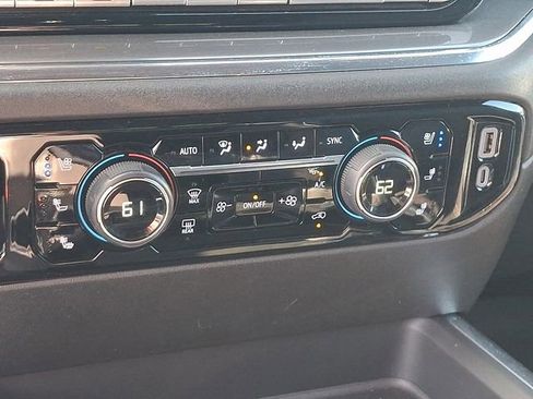 Used 2024 Chevrolet Silverado 2500 High Country w/ High Country Premium Package AWD/4WD image 15