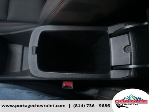 Used 2024 Chevrolet Trax RS w/ Sunroof Package FWD image 28