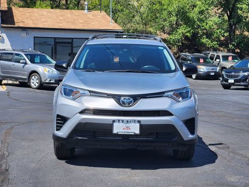 Used 2017 Toyota RAV4 LE w/ Carpet Mat Package AWD/4WD image 6
