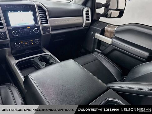 Used 2017 Ford F450 Lariat w/ Lariat Ultimate Package AWD/4WD image 24