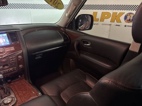 Used 2017 Nissan Armada Platinum w/ Interior Lighting Package image 47