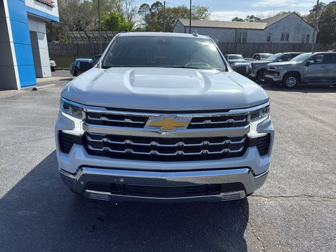 New 2026 Chevrolet Silverado 1500 LTZ w/ LTZ Premium Package AWD/4WD image 8