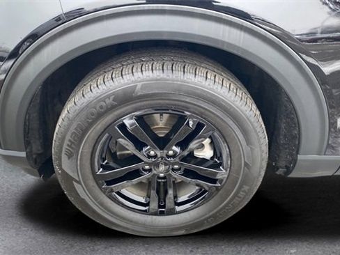 Used 2022 Ford Explorer XLT w/ Equipment Group 202A image 20