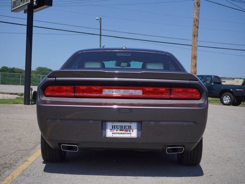 Used 2014 Dodge Challenger R/T Plus RWD image 6