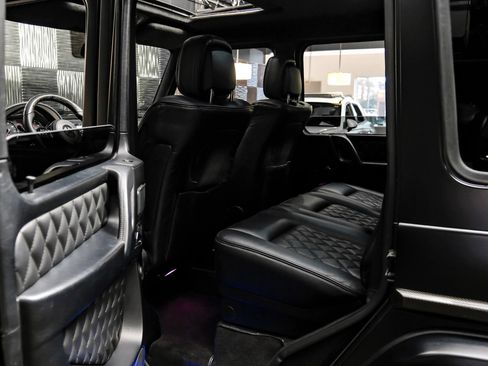 Used 2011 Mercedes-Benz G 550 image 42