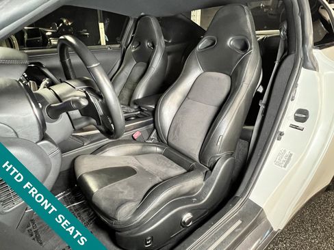 Used 2017 Nissan GT-R Premium image 3