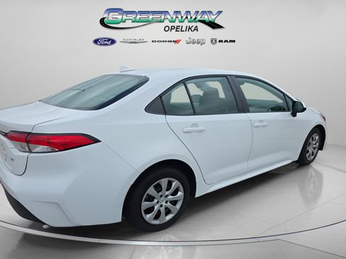 Used 2023 Toyota Corolla LE image 24