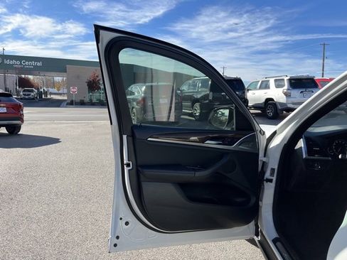 Used 2019 BMW X3 sDrive30i w/ Driving Assistance Package image 24