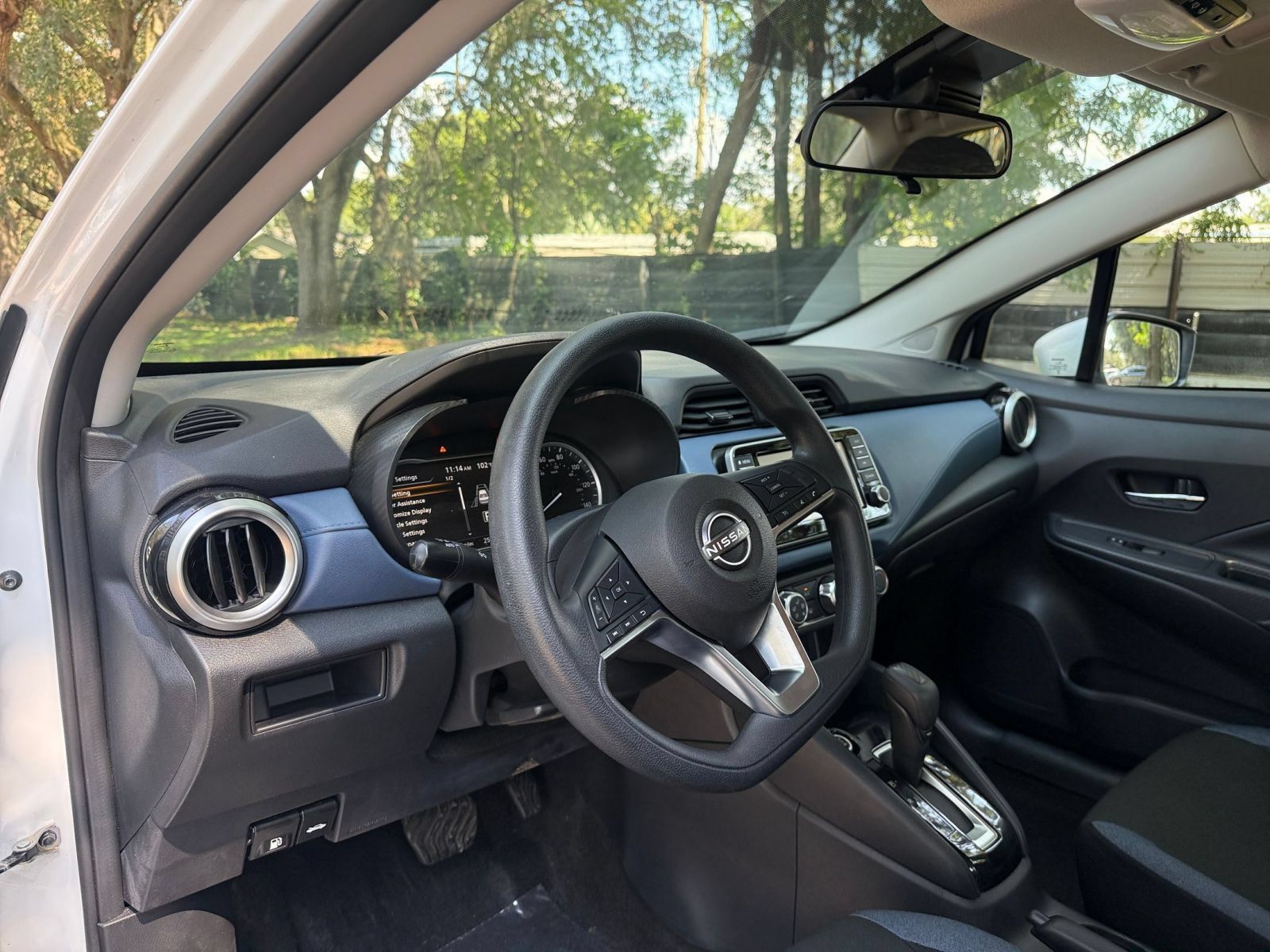 Used 2025 Nissan Versa SV FWD image 29