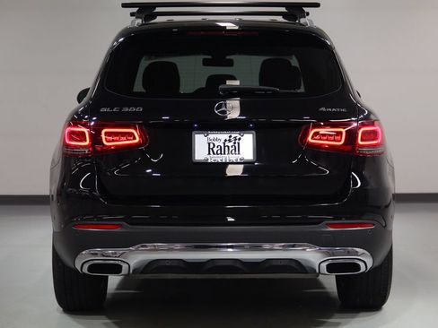 Certified 2021 Mercedes-Benz GLC 300 4MATIC image 2