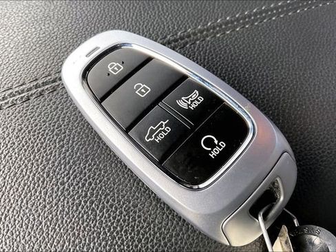 Certified 2024 Hyundai Santa Cruz SEL image 10