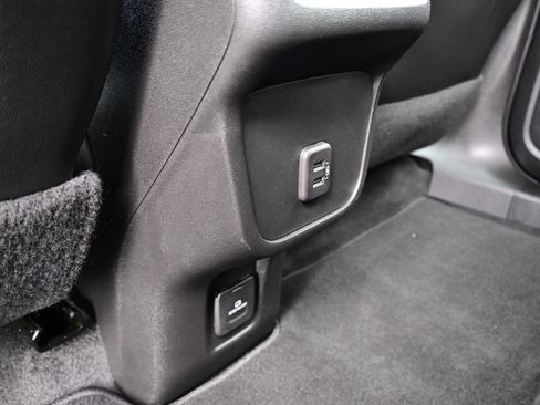 Used 2023 Chevrolet Equinox RS w/ RS Leather Package AWD/4WD image 12