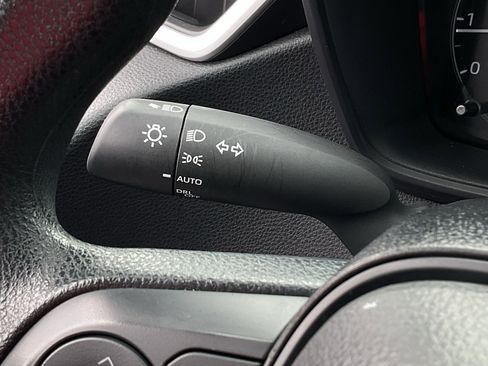 Used 2025 Toyota Corolla LE image 22