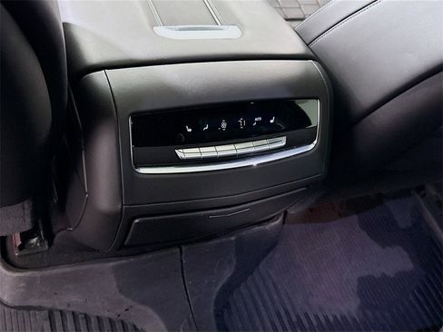 Used 2021 Cadillac Escalade Sport Platinum w/ LPO, ONYX Package image 20