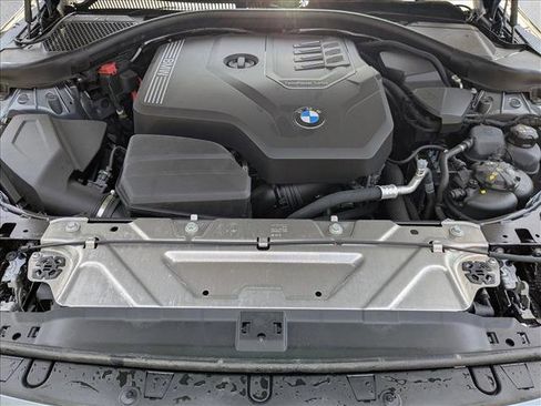 Used 2025 BMW 230i Coupe w/ Premium Package image 16