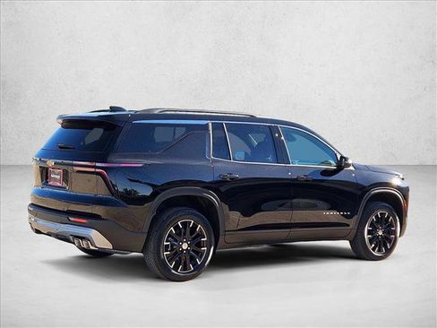 New 2026 Chevrolet Traverse LT w/ Sun and Wheel Package image 2