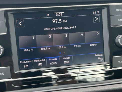 Used 2024 Volkswagen Jetta S FWD image 21