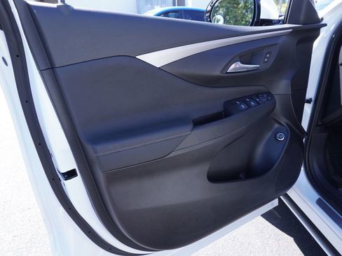 Certified 2025 Buick Envista Avenir image 15