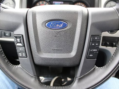 Used 2013 Ford F150 Raptor w/ Luxury Equipment Group image 37