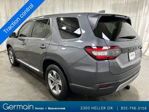 Used 2025 Honda Pilot EX-L image 7